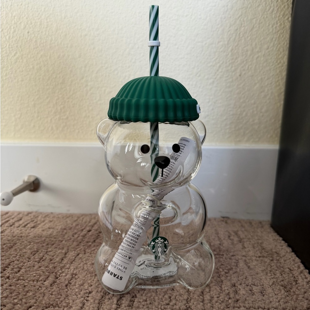 20 oz Starbucks Clear Bear Glass Cup with Green Lid and Straw
